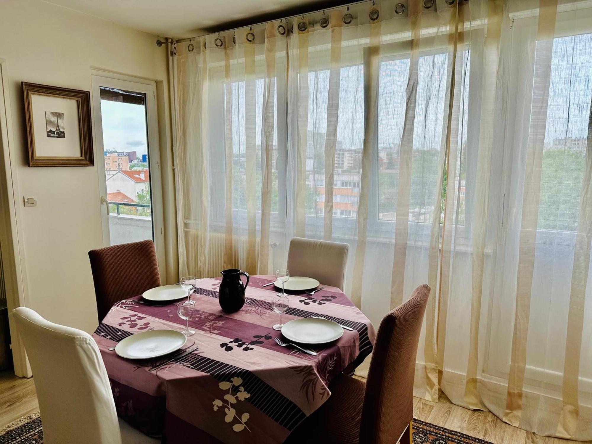 La C@Sa: Appartement Lumineux De 4Pieces / 3Ch/ Balcon/ Parking Bagnolet Eksteriør billede